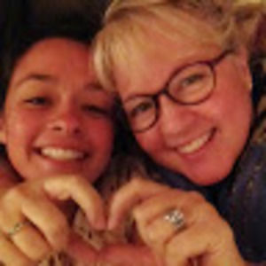 Meet your Posher, Dana Chacon